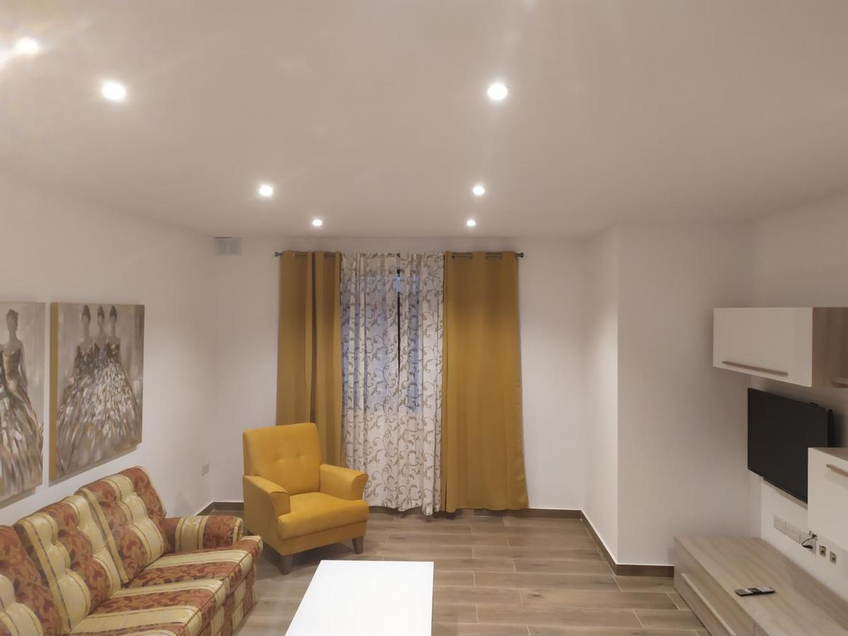 Apartment Living *